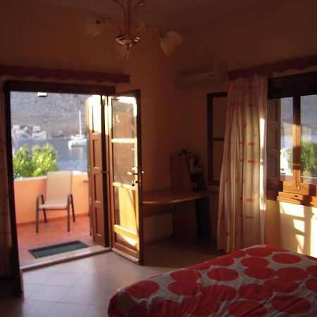 Pedi Breeze Simi Exterior foto