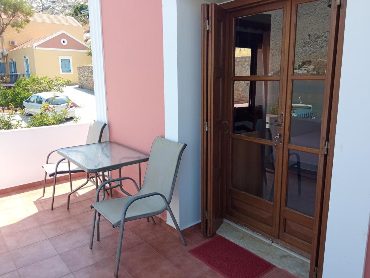 Pedi Breeze Simi Exterior foto